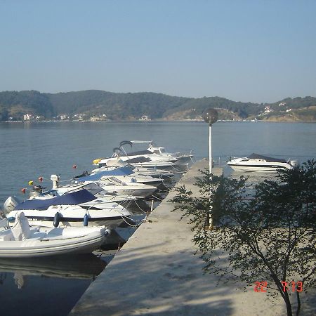 House Subic Apartment Supetarska Draga Exterior foto