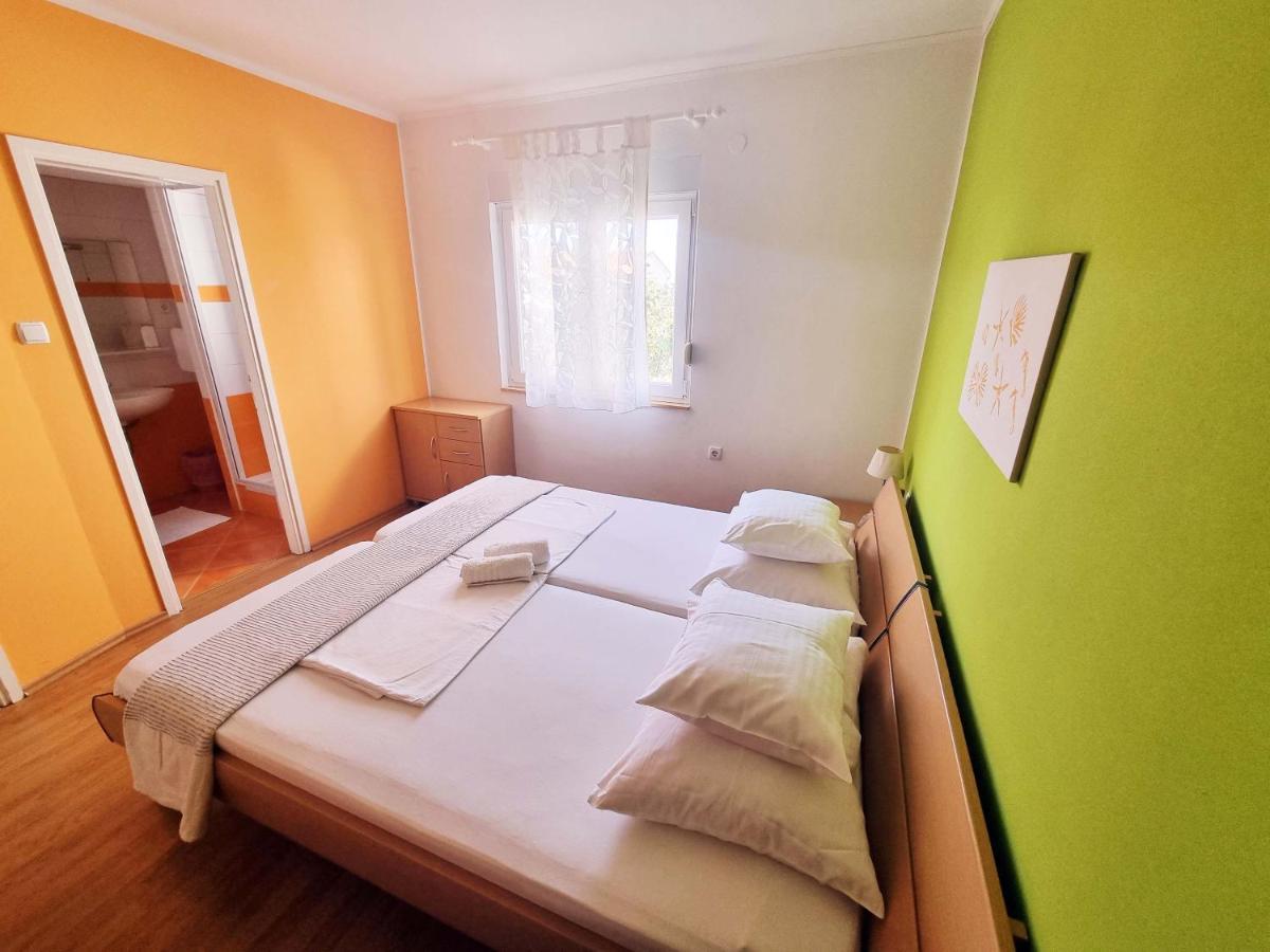 House Subic Apartment Supetarska Draga Exterior foto