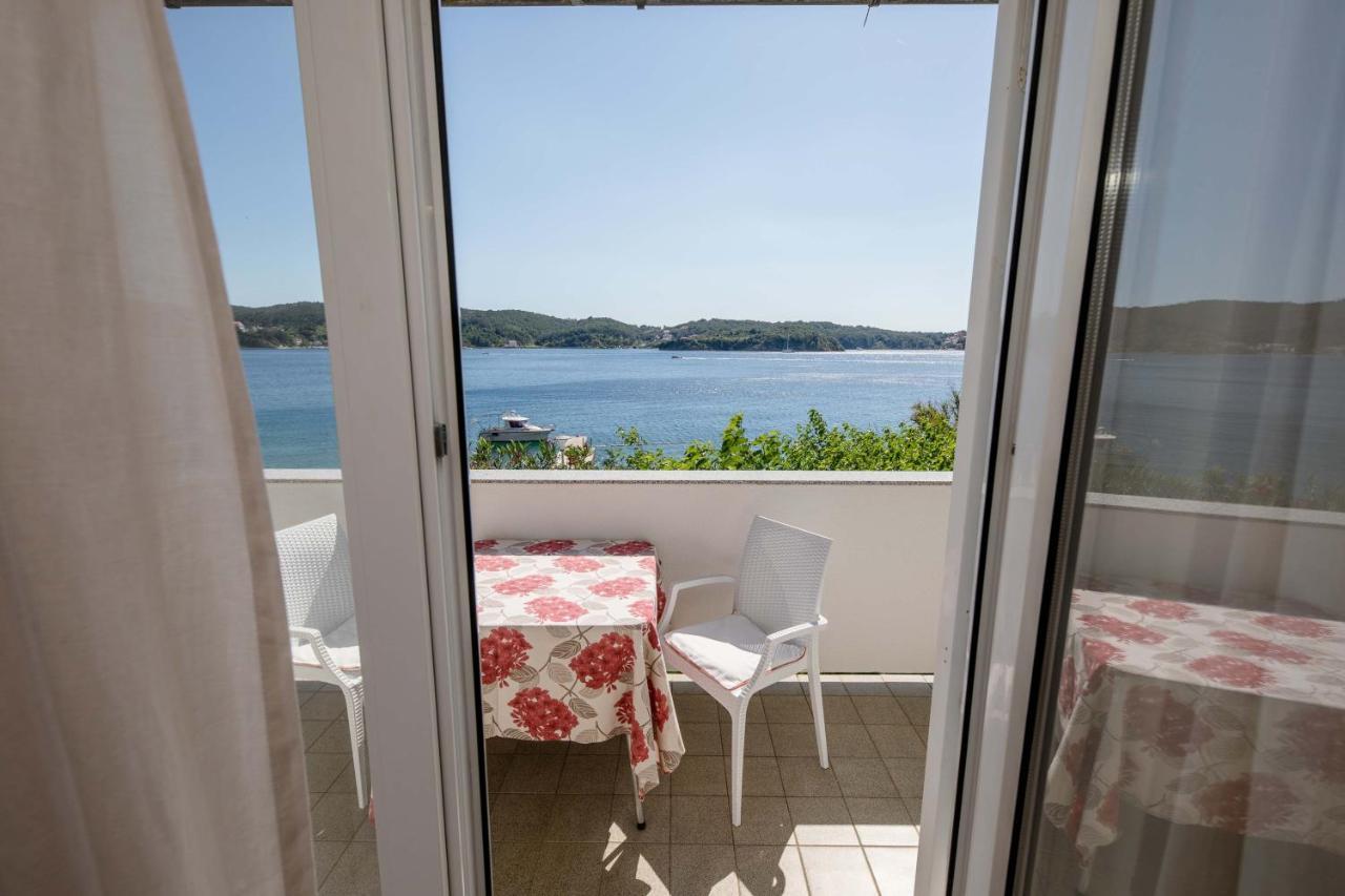 House Subic Apartment Supetarska Draga Exterior foto