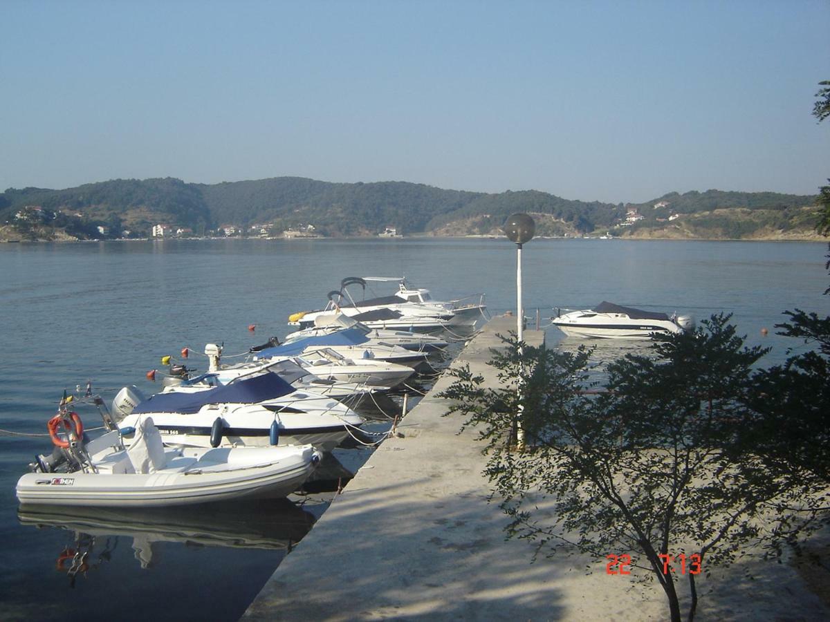House Subic Apartment Supetarska Draga Exterior foto